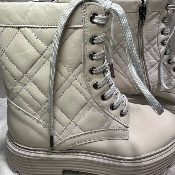 New La Canadienne Yasmine Women's Leather Bootie Size 35 US5 - Picture 5 of 8